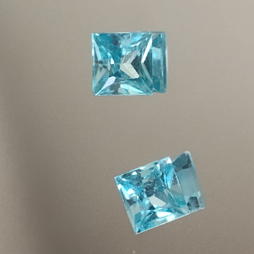 Loose blue zircon gemstones